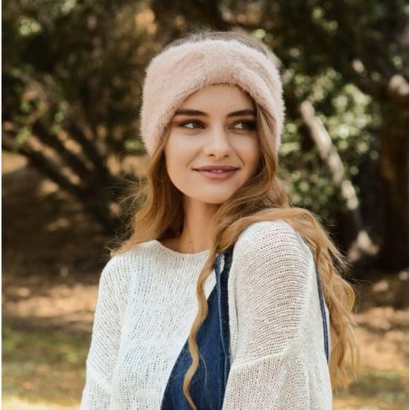 Accessories - Very Soft MohairLike Bow Knot Turban Hat Headband